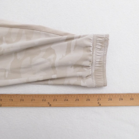 Athleta Brooklyn Camo Jogger Pants Womens Size 0 Beige Athletic Comfort - Picture 7 of 10